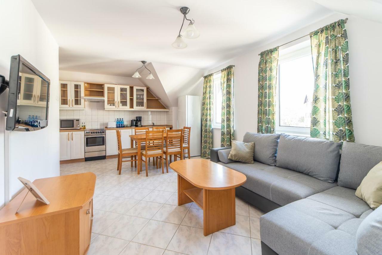 3-Bedroom Apartment Plac Neptuna By Noclegi Renters Мендзыздрое Экстерьер фото